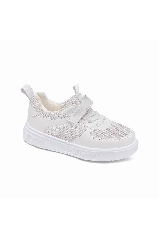 130 V 9209 29-33 Boy's Sports White