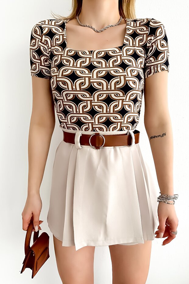 Women's Short Sleeve Square Neck Chain Pattern Blouse