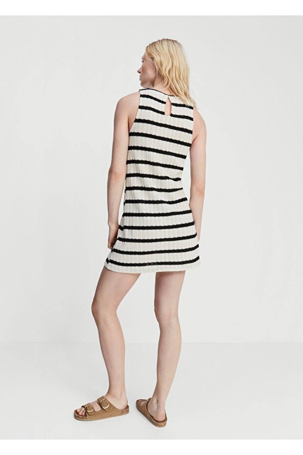 Gestreiftes Strickkleid - 4