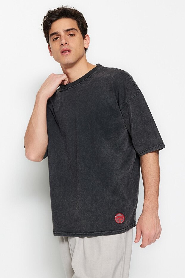 Büyük Beden Antrasit Oversize/Geniş Kesim Soluk Efekt %100 Pamuklu T-Shirt TMNSS23BF00000 - 8