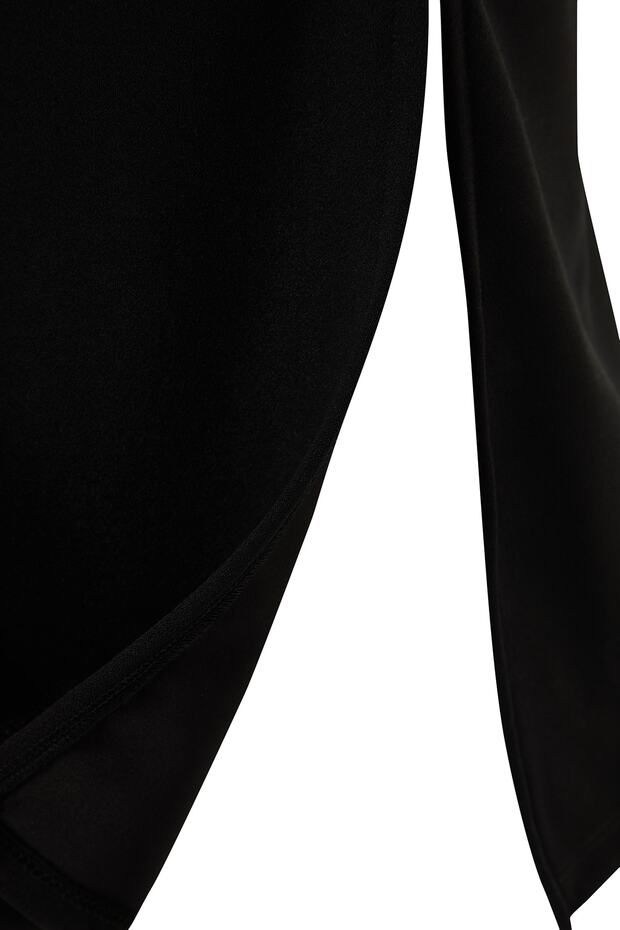 Siyah Cut Out Detaylı Bodycone/Vücuda Oturan Dik Yaka Örme Kalem Elbise TWOSS23EL02166 - 8