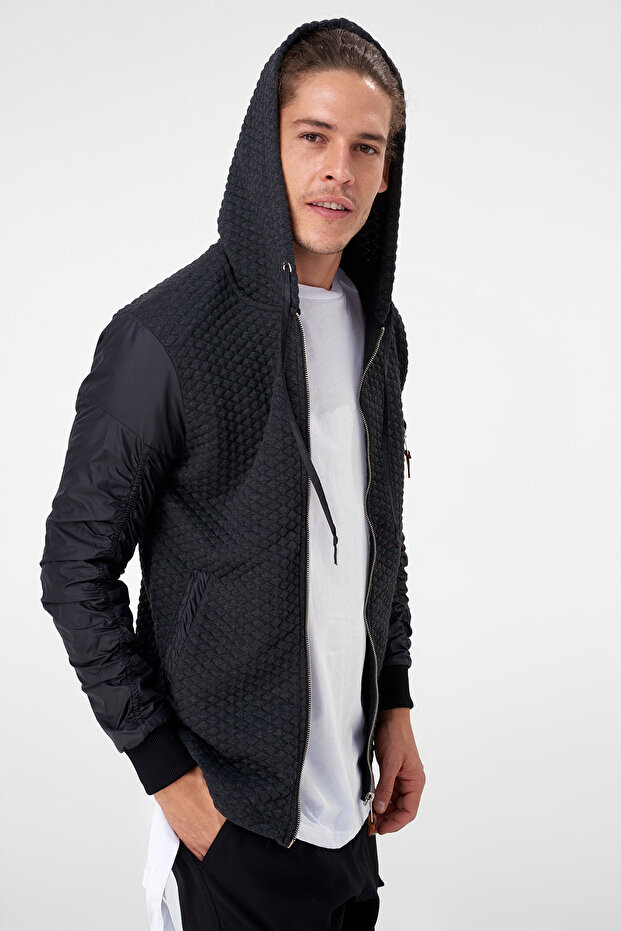 Eksi 1 Siyah Erkek Sweatshirt-Dokulu Kumaş Panelli Kolu Büzgülü Kapüşonlu Street-Style - 3