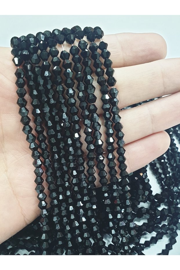 4mm Pyramid Black Crystal Beads (10 SERIES)