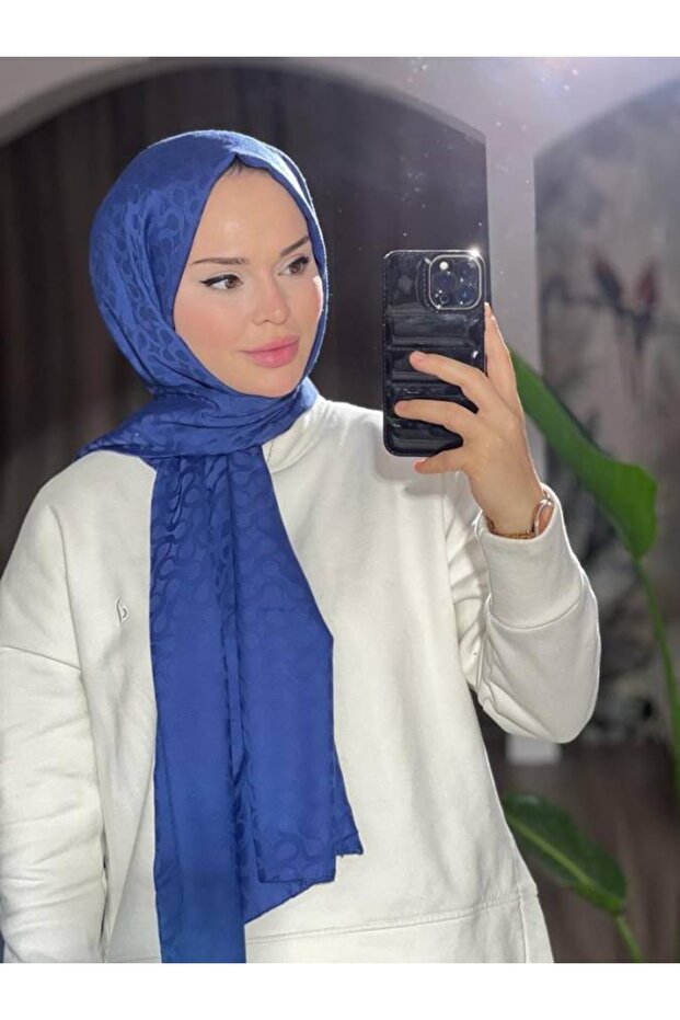 Dark Denim Bloom Pattern Shawl - 3