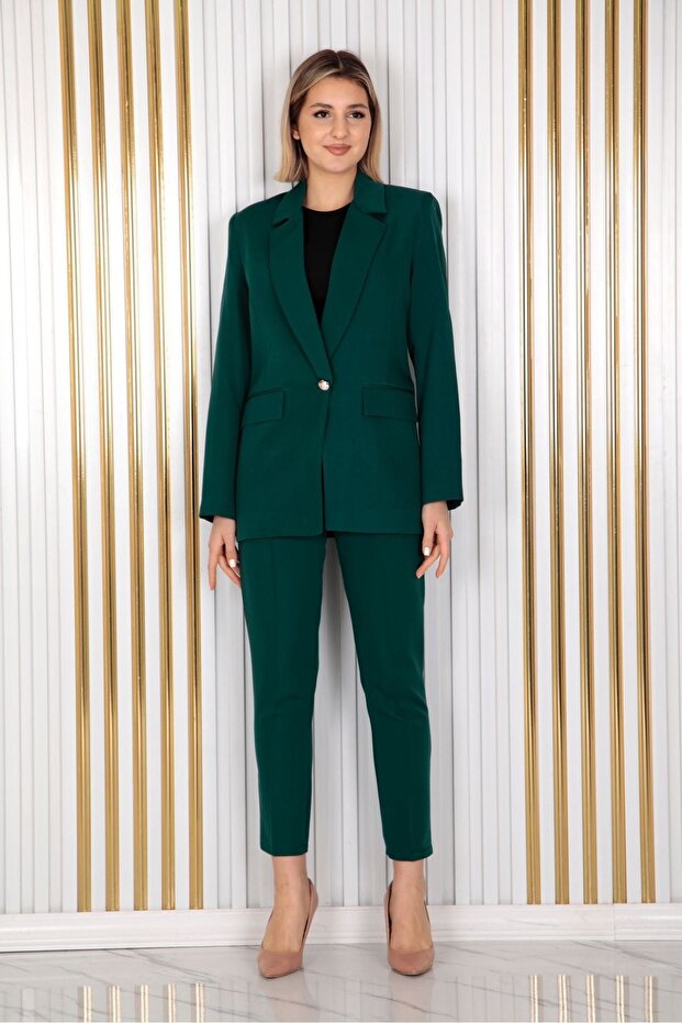Women's Green Single-Button Jacket and Carrot Pants Suit in Atlas Fabric