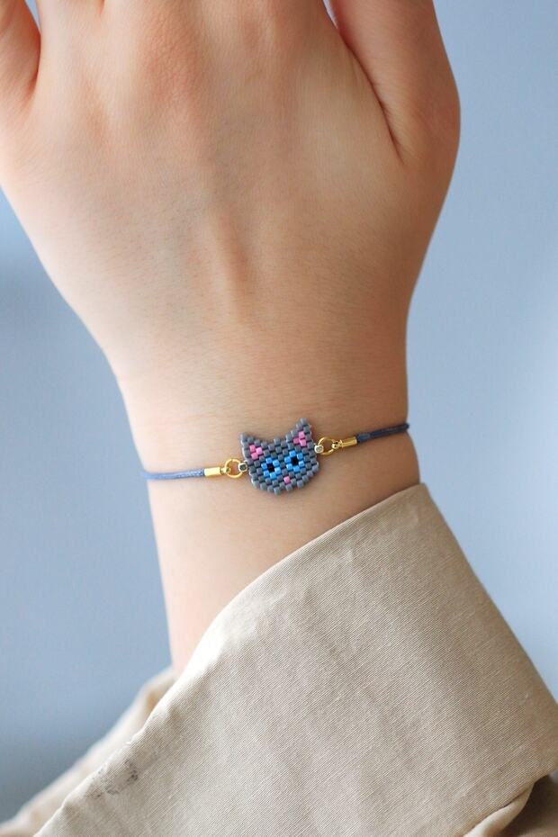 Ka-011 Miyuki Cat Bracelet - Handmade - Gray