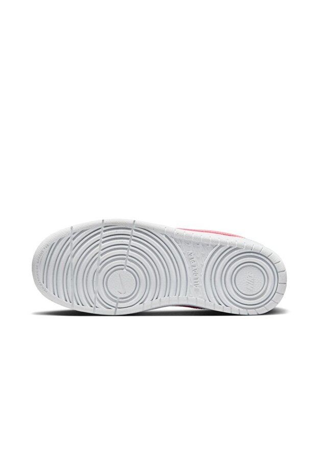 Boroughul Curtei Low 2 - 5