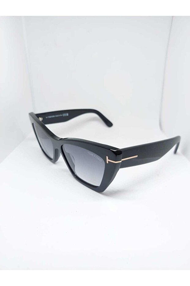 Tomford-871-01b - 2