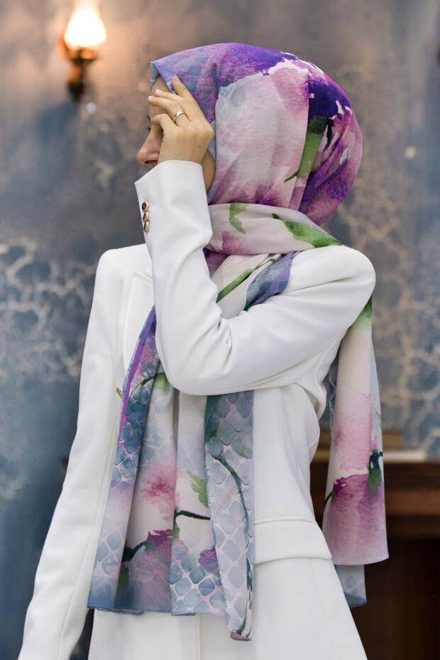 Women's Luxury Medina Silk Shawl Petrol Blue-1