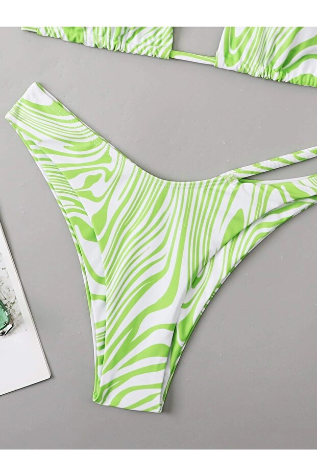 Bikini Set with Line Pattern Detail - 4