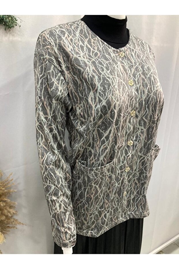 ورقة بلوزة كاملة بأزرار - 4