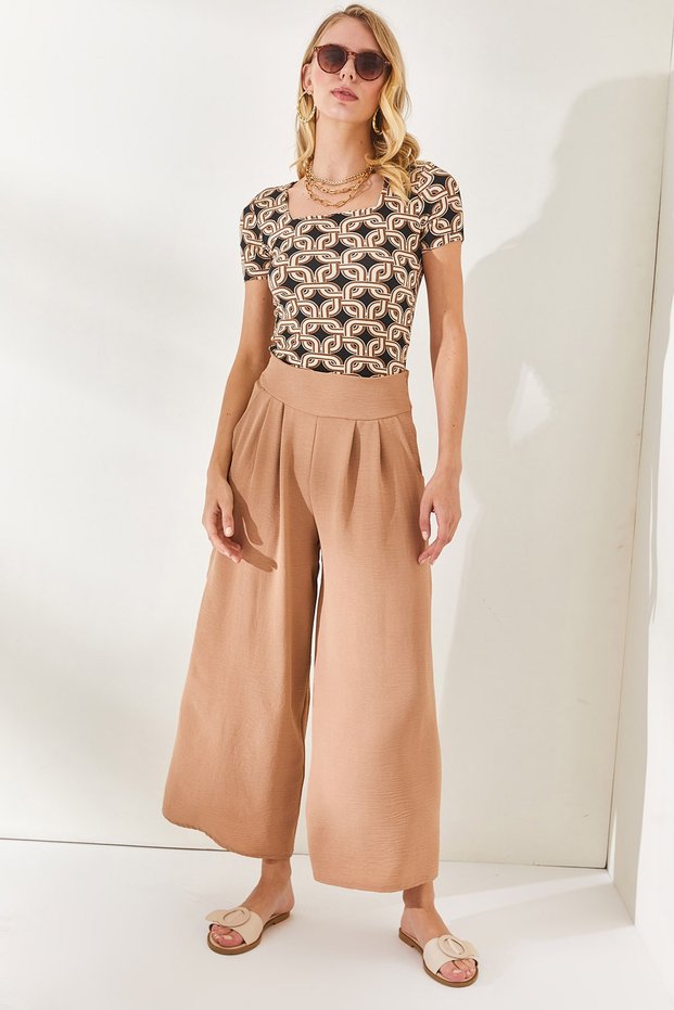 Women's Beige Side Zipper Pocket Pleated Detailed Loose Trousers PNT-19000215