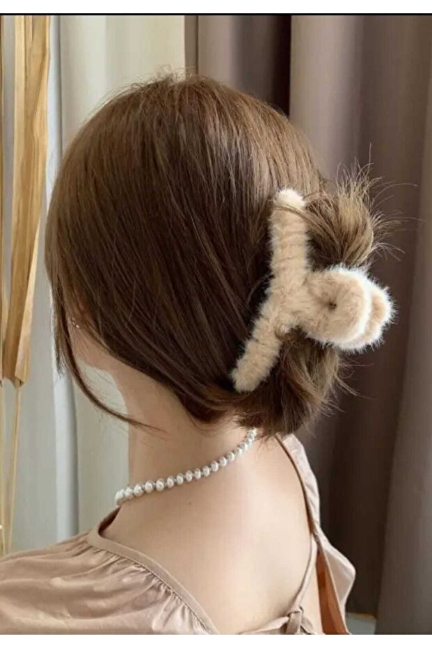 مشبك مزلاج فروي ناعم من القطيفة - 1