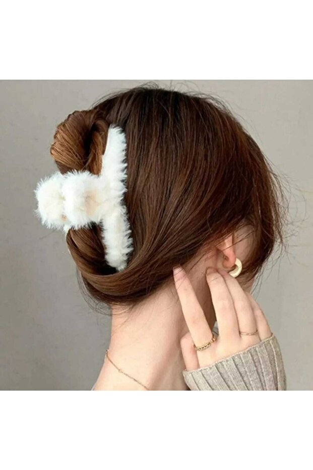 مشبك مزلاج فروي ناعم من القطيفة - 1