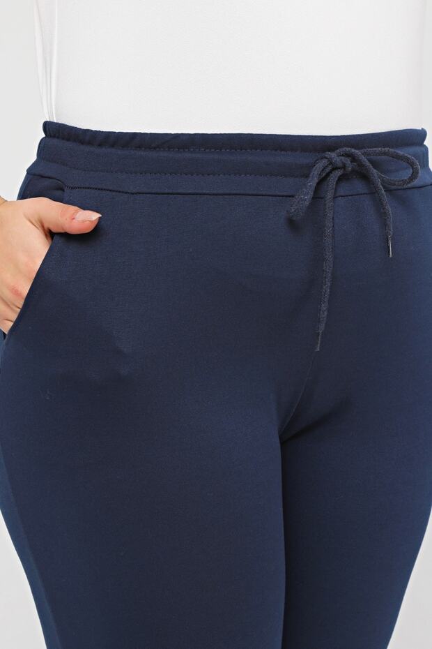 Plus Size Sweatpants - 5