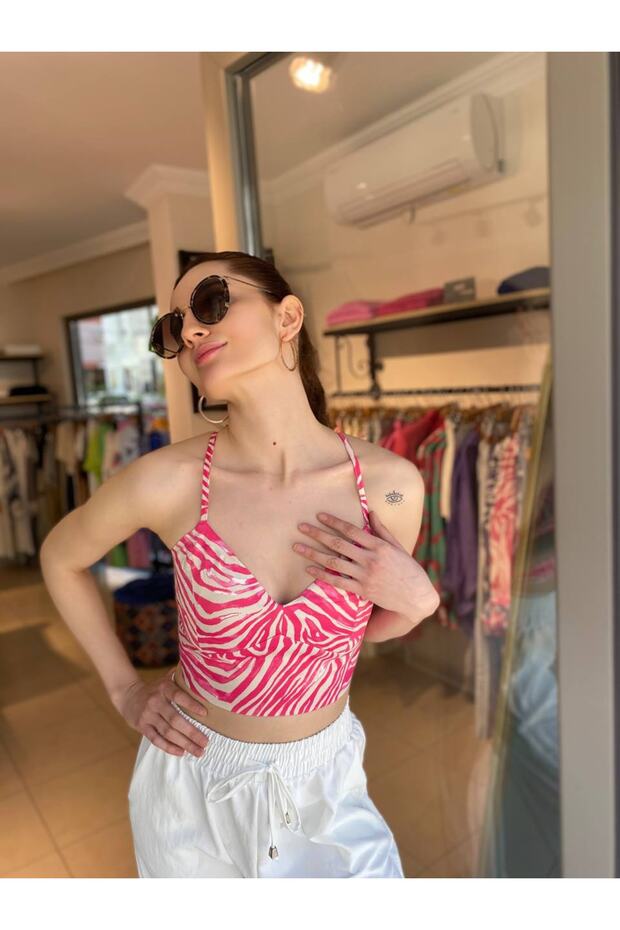 Pembe Desenli Crop - 5