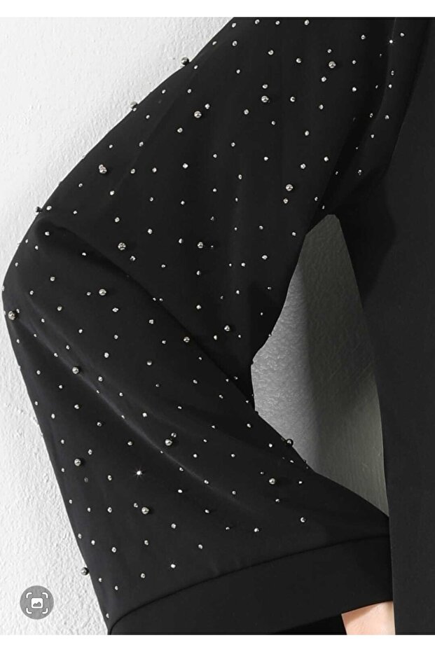 Fava Abaya - Stylish Design