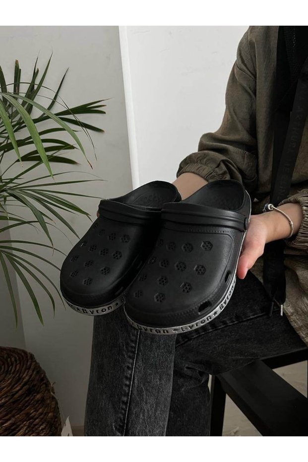 Very Light Soft Closed Front Sabo Hospital Slippers Nurse Doctor Slippers Beach Pool Beach Slippers