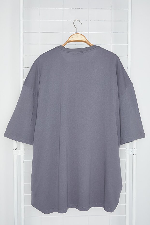 Büyük Beden Antrasit Oversize/Geniş Kesim %100 Pamuklu T-Shirt TMNSS23TS00139 - 14