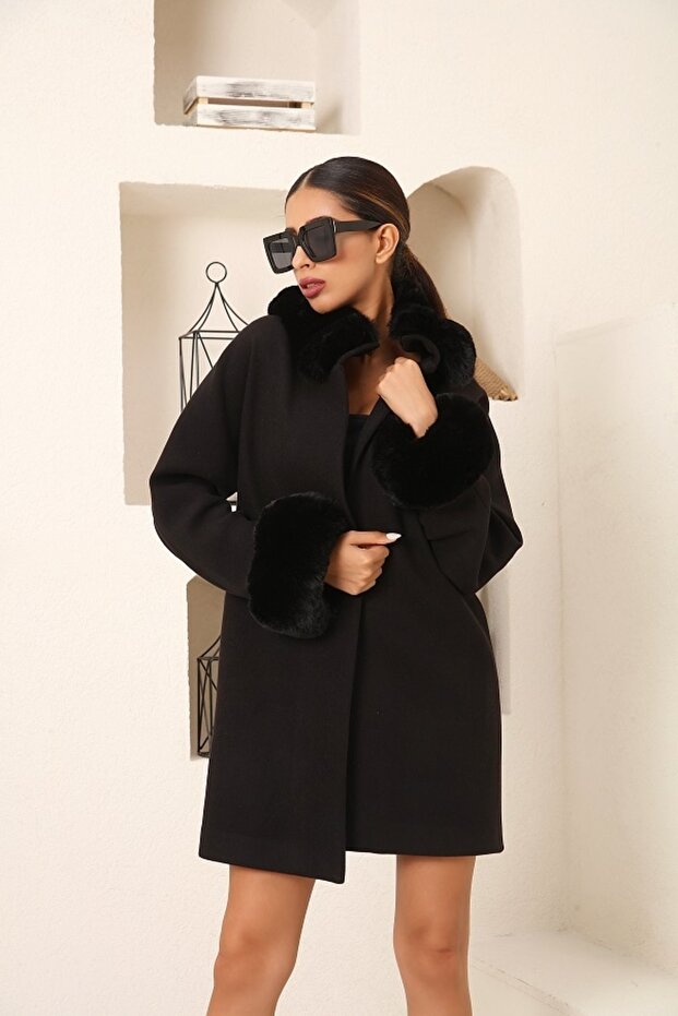 Siyah Kürklü Kaşe Kaban - 3