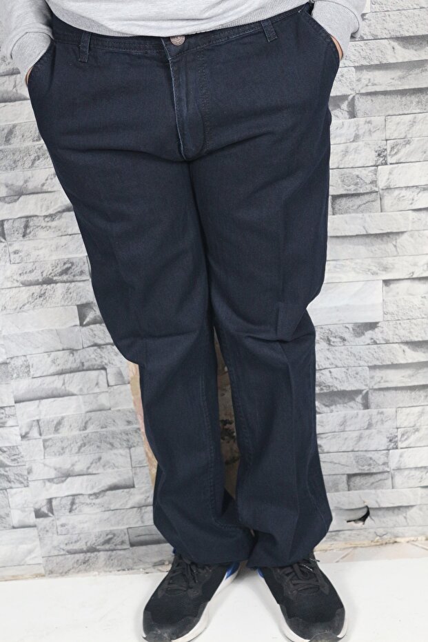 Men's Classic Cut Jeans