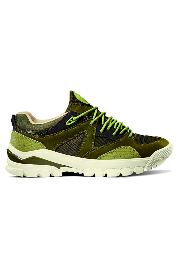 Ua Amzn Trailhead - 21