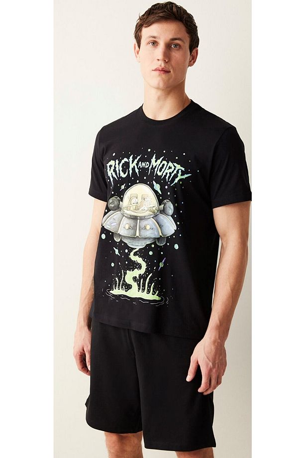 Rick And Morty Tişört Şort Pijama Takımı PHEAEZZA23IY-PN32 dgn - 2