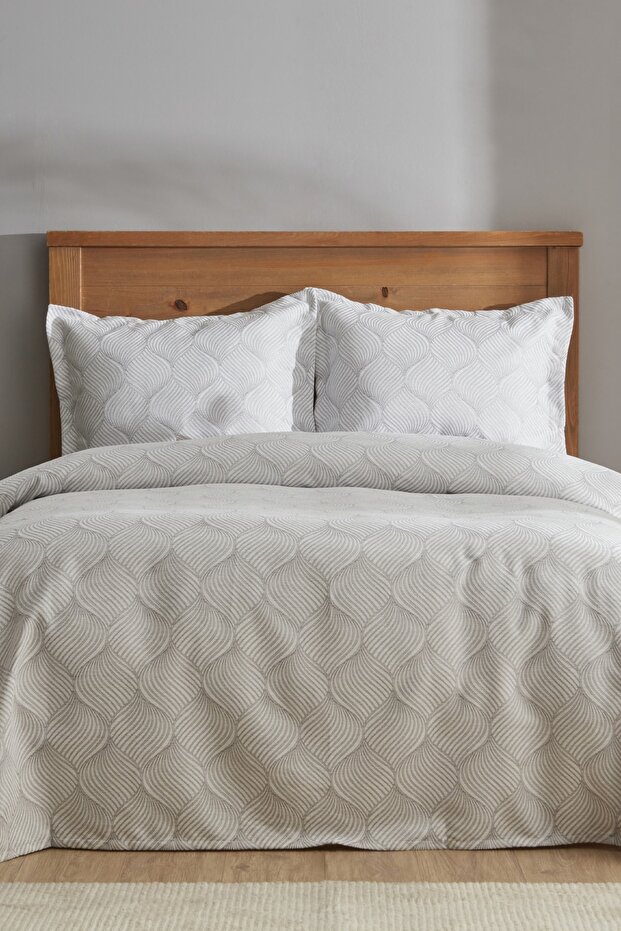 مفرش سرير مزدوج باللون الرمادي - 1