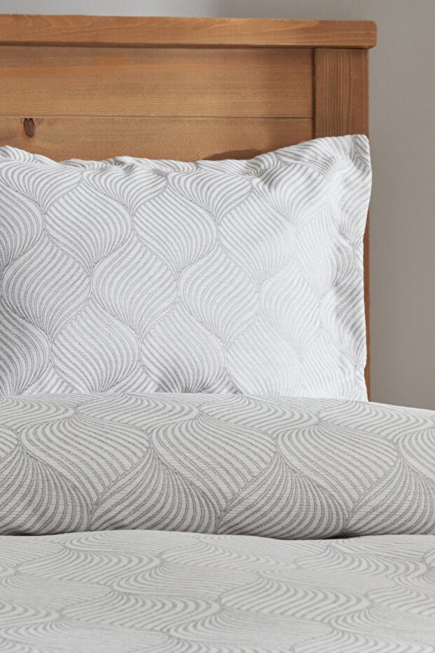 مفرش سرير مزدوج باللون الرمادي - 3