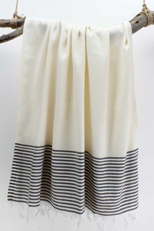 Pestemal Burgata Cream Black