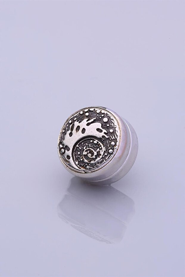 Silver Plated Scarf Magnet
