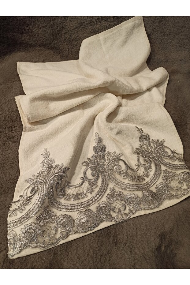 French Lace Dowry Velvet 50X90 Hand & Face Towel - Cream Gray