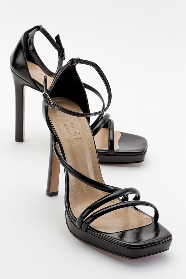 Shelp Black Women's Heeled Shoes