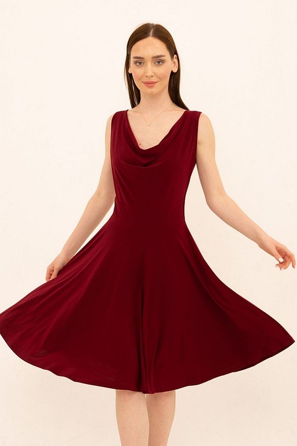 Bordo Degaje Yaka Kloş Elbise - 6