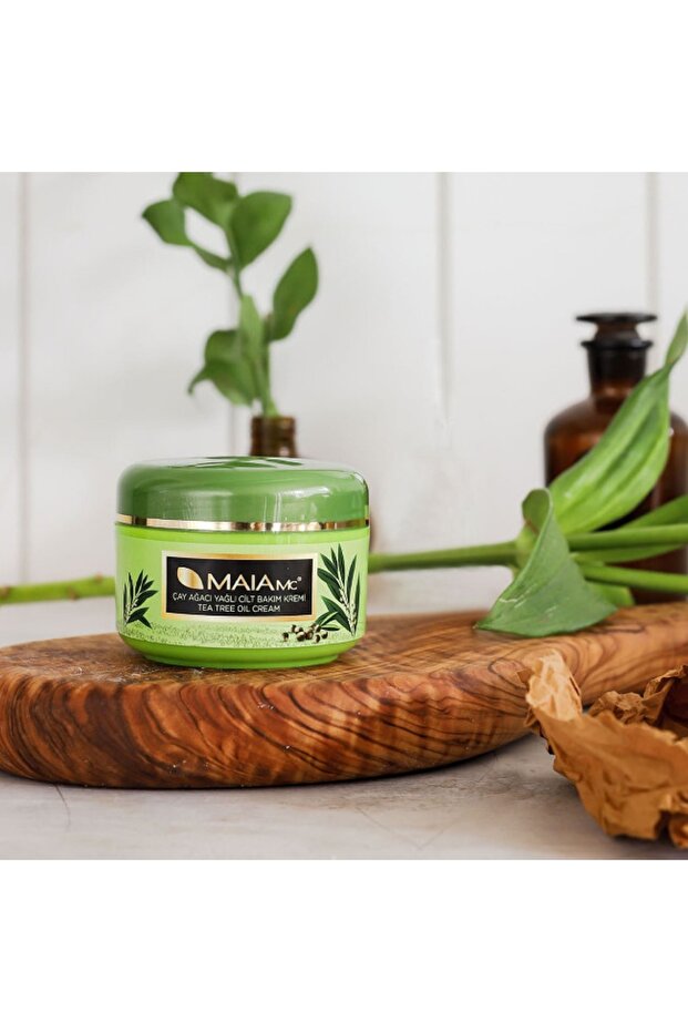 Tea Tree Extract Skin Care Cream That Provides Clean and Healthy Skin 100 ml