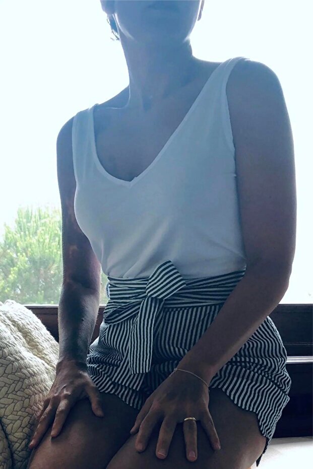 Alexa Beyaz V Yaka Viskon Basic Atlet - 2