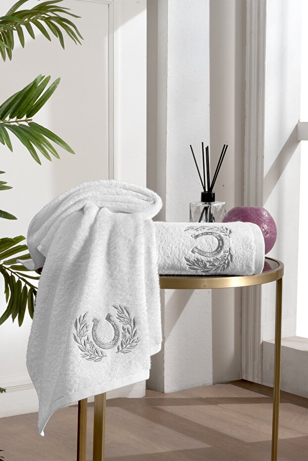 100% Cotton Embroidered Set of 2 50x90cm / 70x140cm Towels | Dowry Set | White