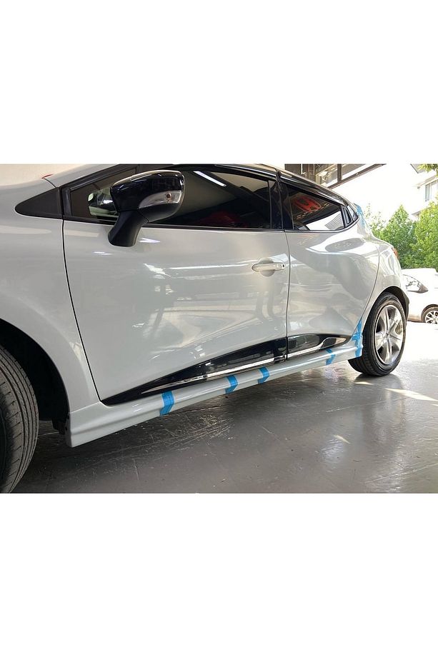 Renault Clio 4 R Yan Marşpiyel (ÇİFT) - 1