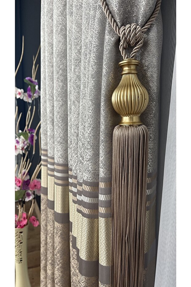 Pano Fon Perde Vizon Krem Altın Tek Kanat Sık Pileli Jakarlı Parlak Desenli 80 X 270 - 2