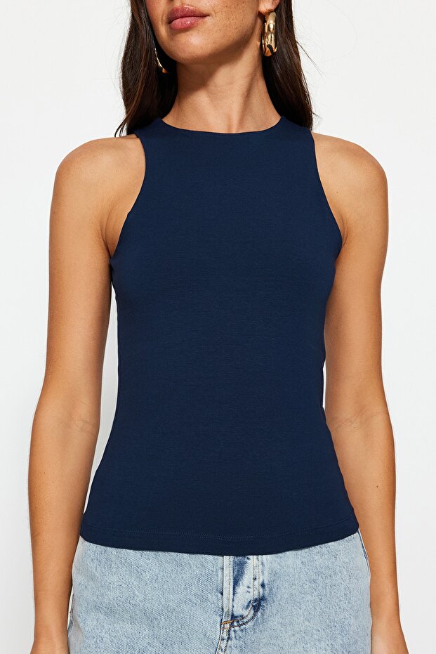 Lacivert Pamuklu Halter Yaka Fitted/Vücuda Oturan Esnek Örme Atlet TWOSS23AL00069 - 4