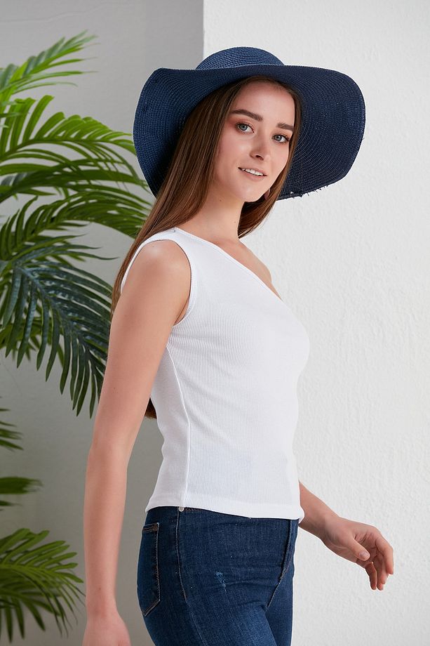Beyaz Crop Tek Omuz Detaylı Kaşkorse Bluz - 6