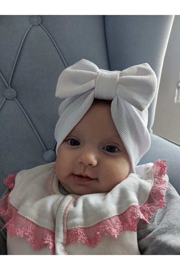 White Corded Bow Beret