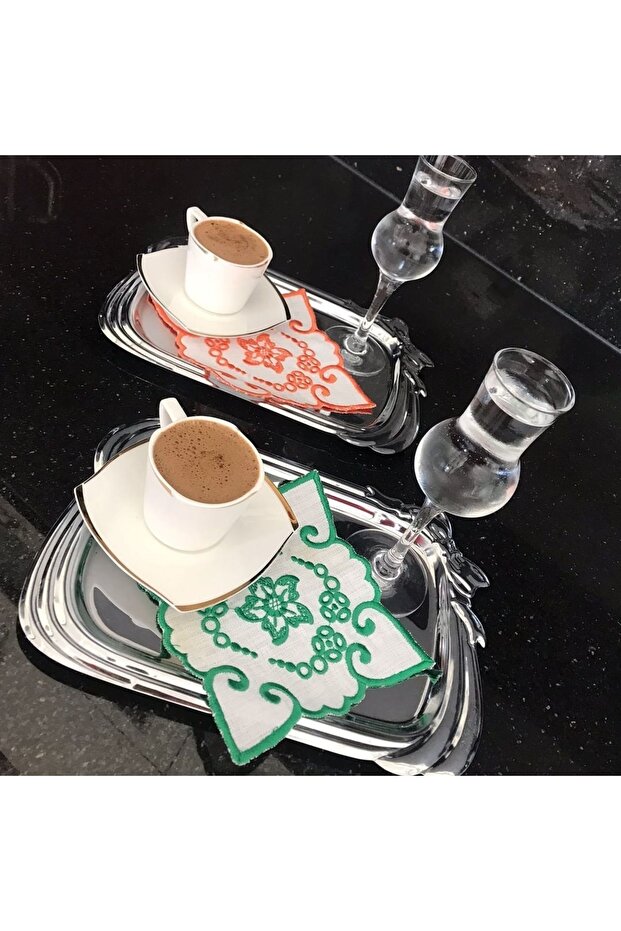 Heart Flower Motif Cocktail Napkin