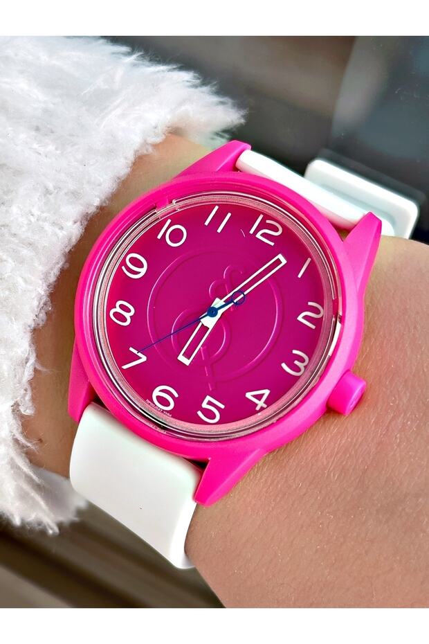 Vr42j061es Solar Powered Waterproof Women's Wristwatch