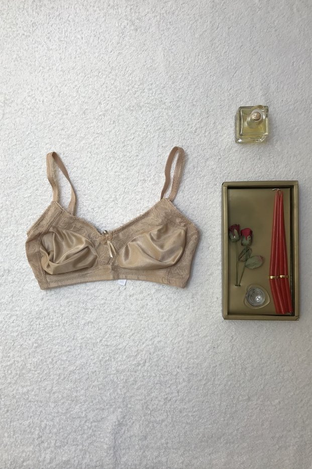Women's Nude Colored Lace Non-Wireless Compressor Bra, Reduces 2 Sizes