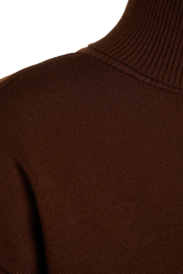 Brauner Basic-Strickpullover mit weitem Schnitt TWOAW23KZ00206 - 7