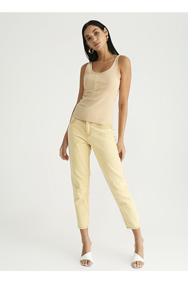 Bej Kadın Atlet - 3