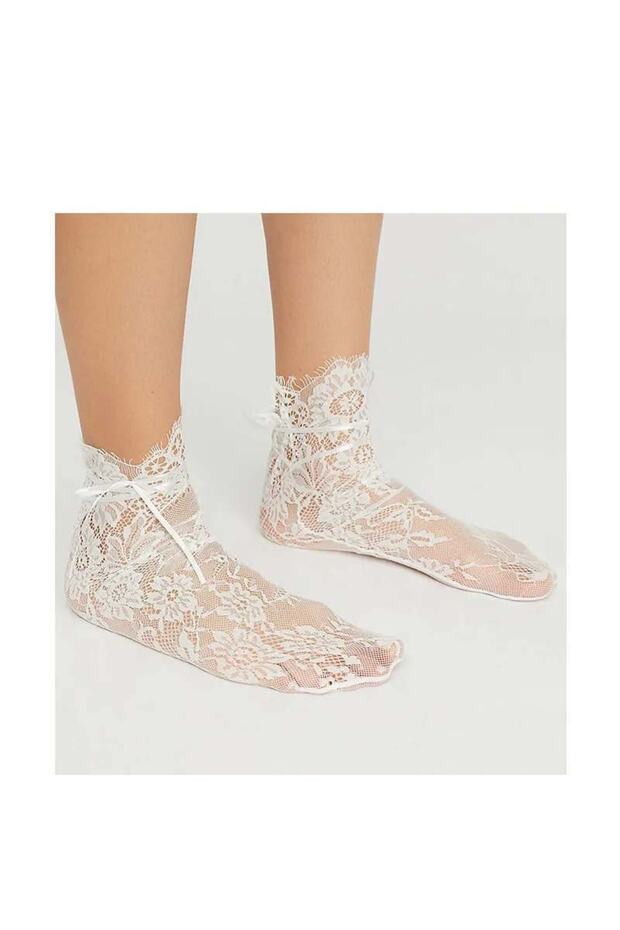 جوارب زارينا دانتيل