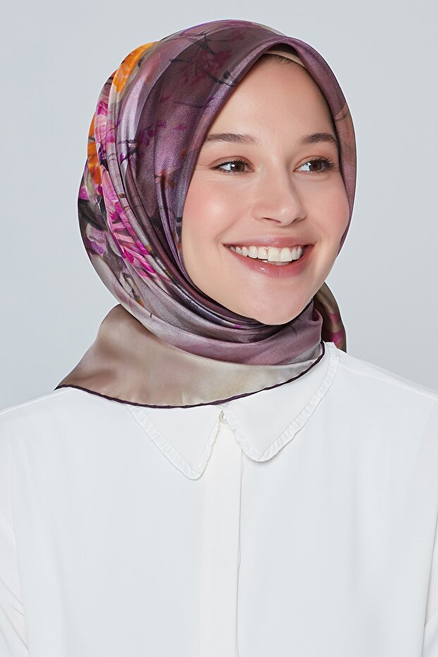 Women's Purple Silk Scarf 7915d