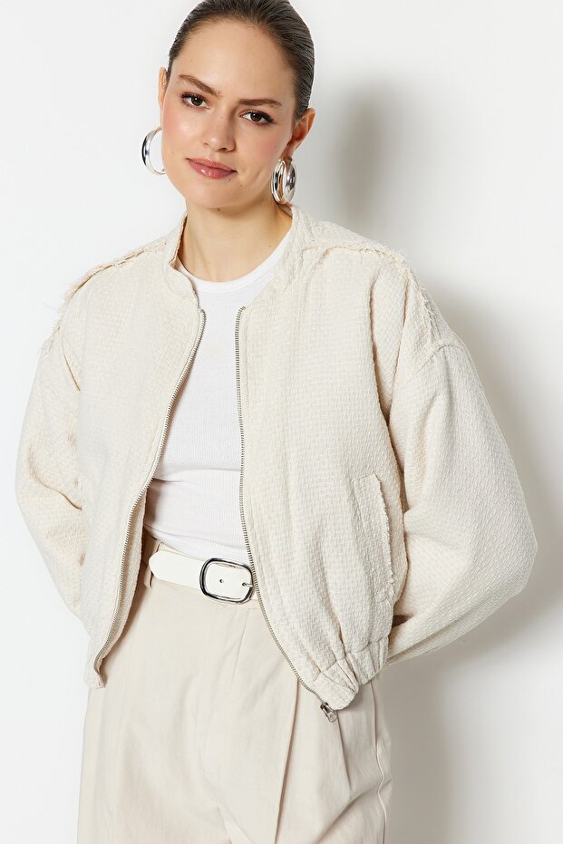 Oversize'owa kurtka typu bomber z tweedu w kolorze ecru - Twoss23Mo00052 - 1